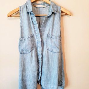 Chelsea & Violet Sleeveless Denim Buttondown Polka